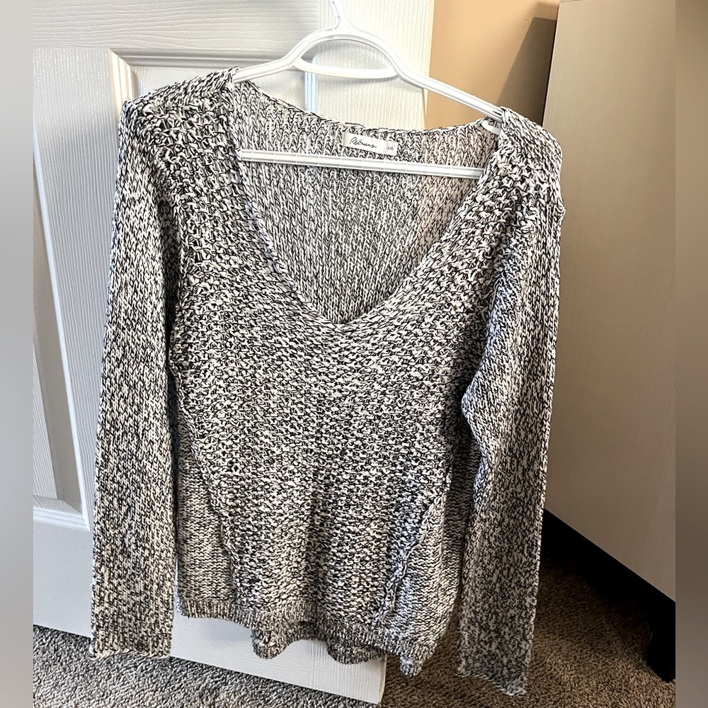Reitmans knit sweater
